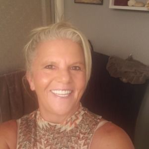 Meet your Posher, Linda